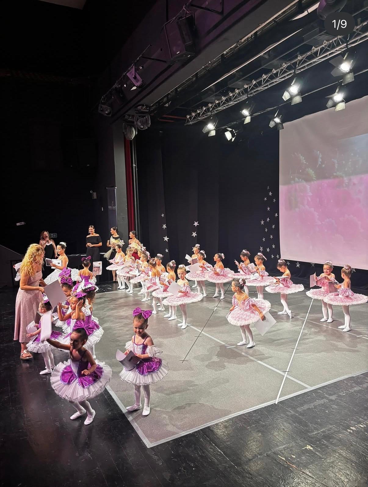 Öğrencilerimizin Bale Gösterisi